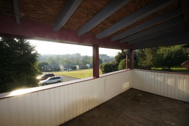 Indiana PA Apartment - 1295 Poplar Ave: Porch