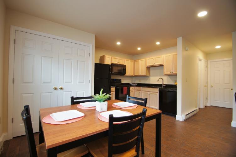 Indiana PA Apartment - 925 Fleming Ave: Dining Area