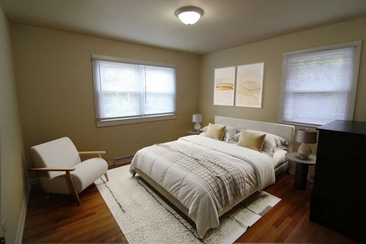 Indiana PA Apartment - 510 Maple Ave: Bedroom